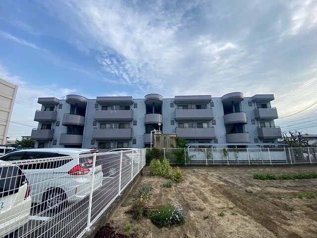 VILLA93の物件外観写真