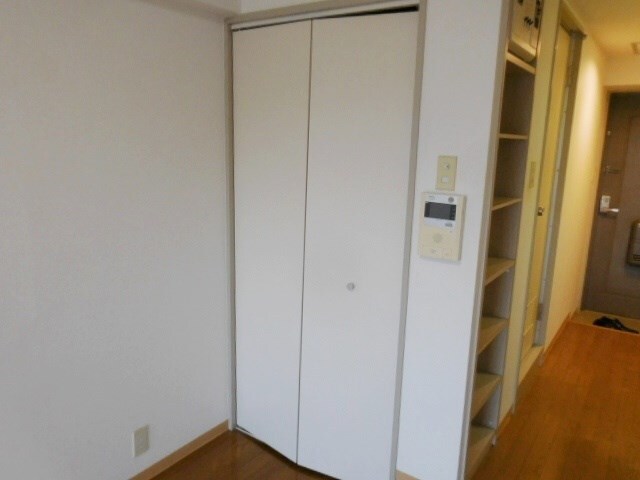 猪名寺パークマンション2の物件内観写真