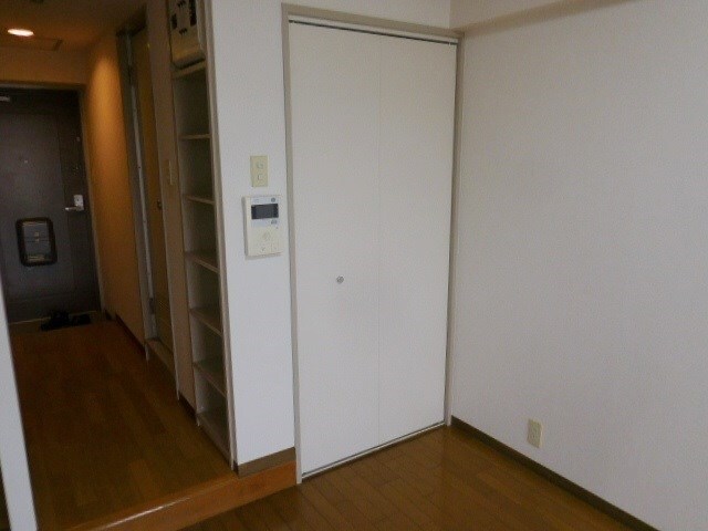 猪名寺パークマンション2の物件内観写真