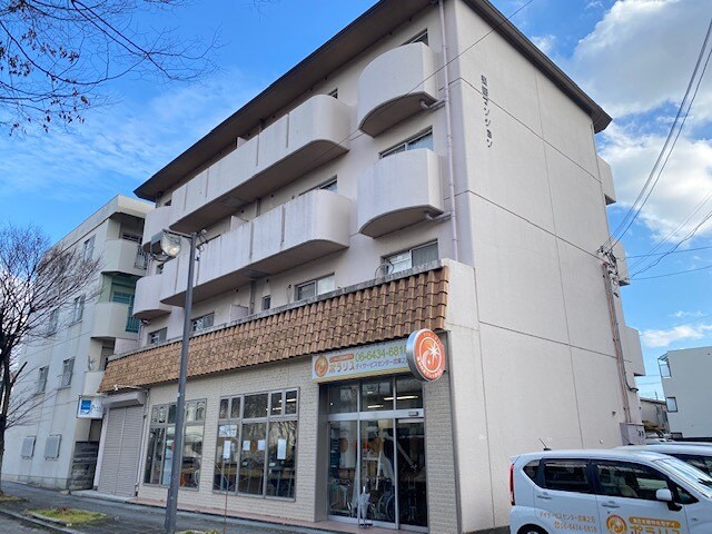 東田マンションの物件外観写真