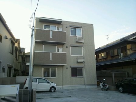 フローリッシュの物件外観写真