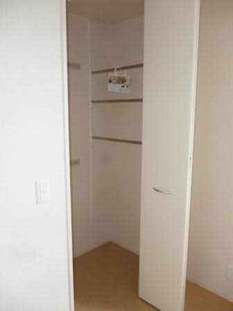 フローリッシュの物件内観写真