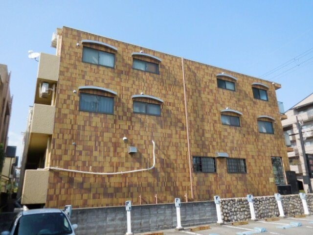 リーフ塚口の物件外観写真