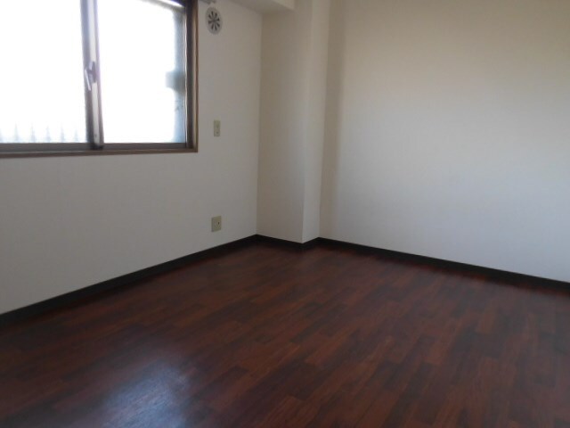 グランディール園田の物件内観写真