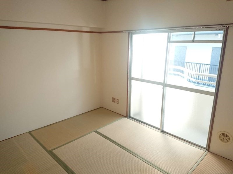 ルミエール立花の物件内観写真