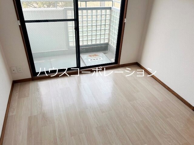 ラ・メゾンクレールの物件内観写真