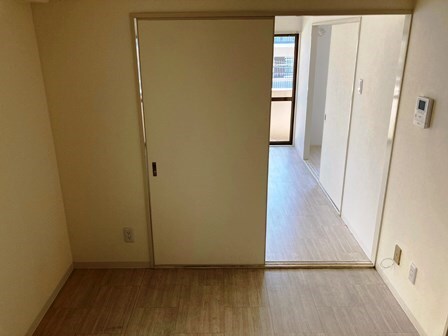 レガリア園田の物件内観写真