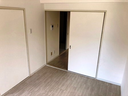 レガリア園田の物件内観写真