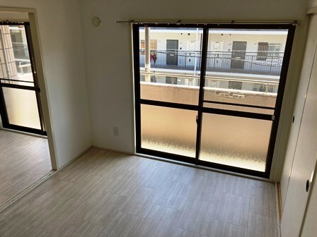 レガリア園田の物件内観写真