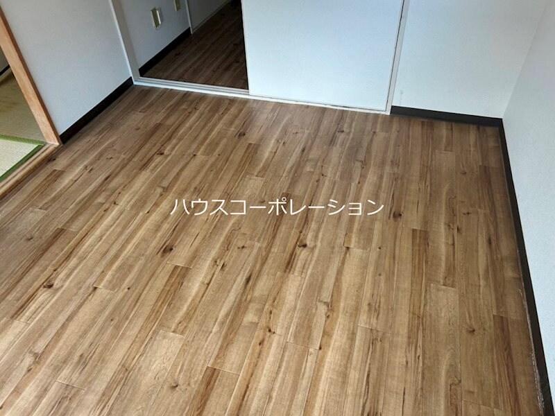 レガリア園田の物件内観写真