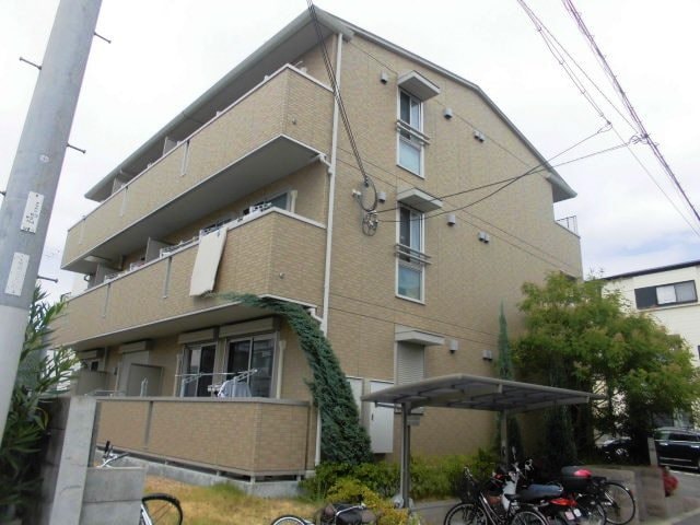 ロイヤルメゾンの物件外観写真