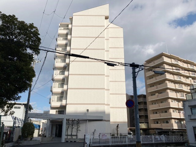 ファミールメゾンの物件外観写真