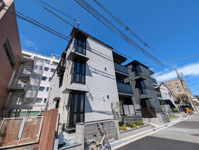 Legame（レガーメ）の物件外観写真