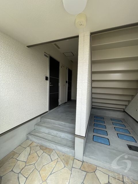 岡町駅 徒歩6分 3階の物件外観写真