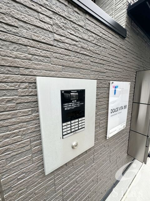 池田駅 徒歩12分 1階の物件外観写真