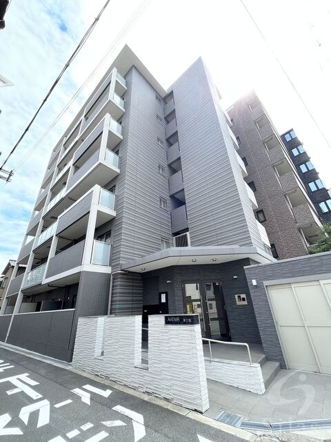 東三国駅 徒歩4分の物件外観写真