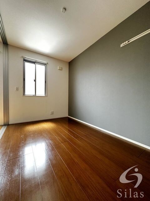 伊丹駅 バス30分  鴻池東バス停下車：停歩3分 1階の物件内観写真