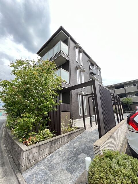 万博記念公園駅 徒歩11分 1階の物件外観写真