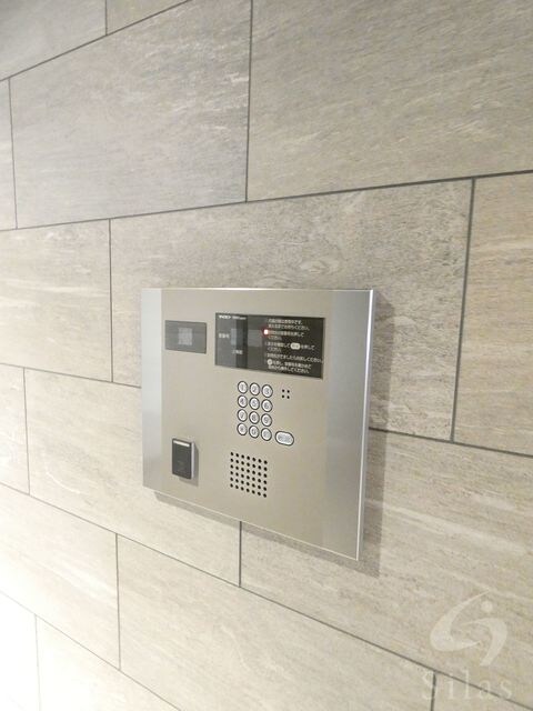 江坂駅 徒歩3分 8階の物件外観写真