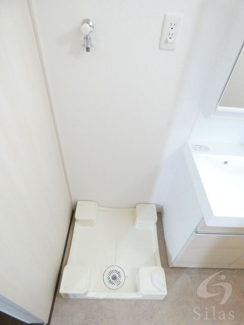 江坂駅 徒歩3分 8階の物件内観写真