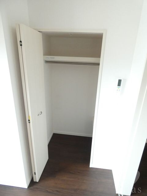 江坂駅 徒歩3分 8階の物件内観写真