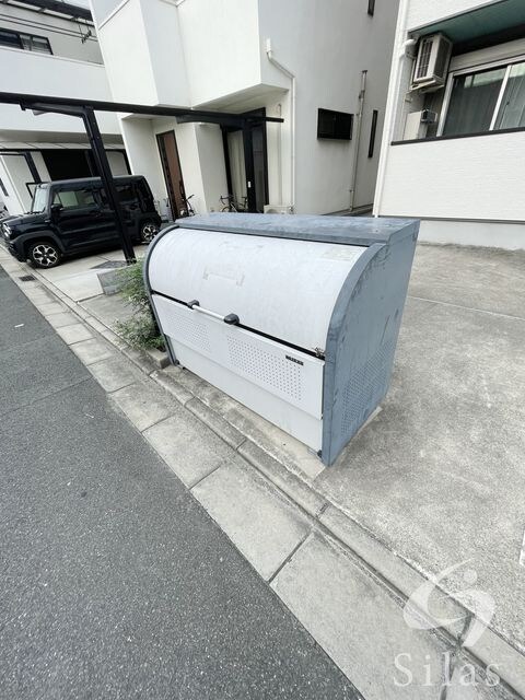 長瀬駅 徒歩11分 1階の物件外観写真