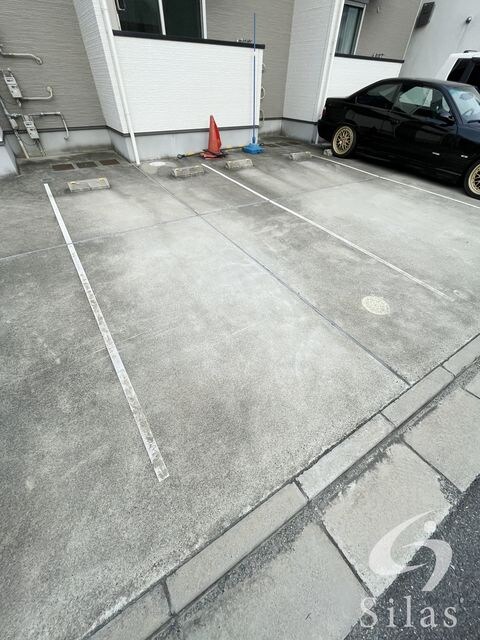 長瀬駅 徒歩11分 1階の物件外観写真