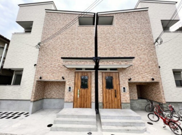 大阪府寝屋川市石津元町の物件外観写真