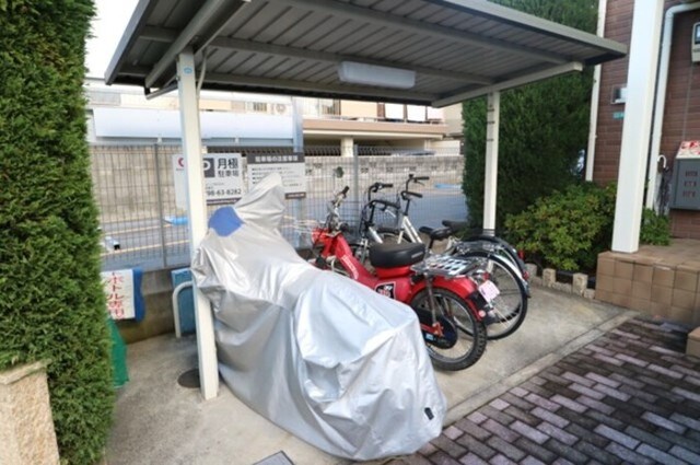 新伊丹駅 徒歩3分 2階の物件外観写真