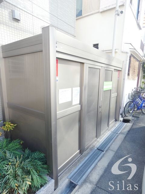 東淀川駅 徒歩2分 1階の物件外観写真