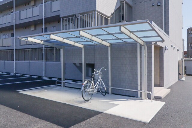 鶴田駅 バス19分  駒生運動公園下車：停歩2分 1階の物件外観写真