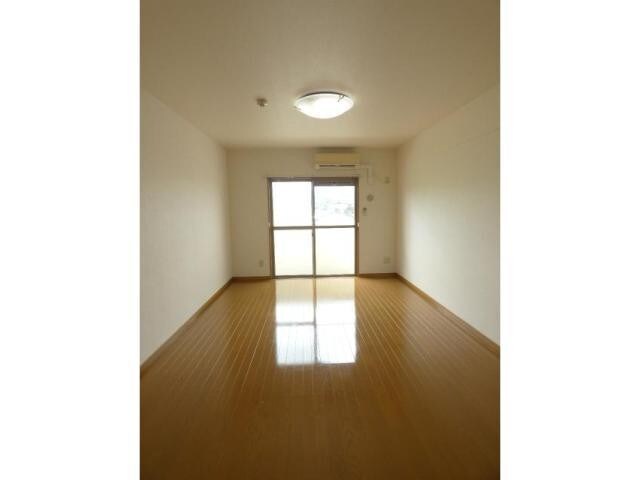 トレステーラ宇佐中央の物件内観写真