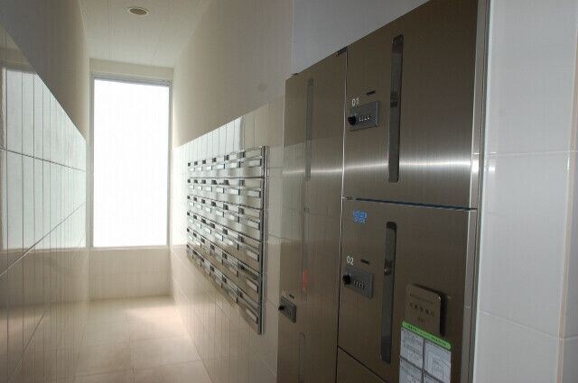 リブシス浦和の物件外観写真