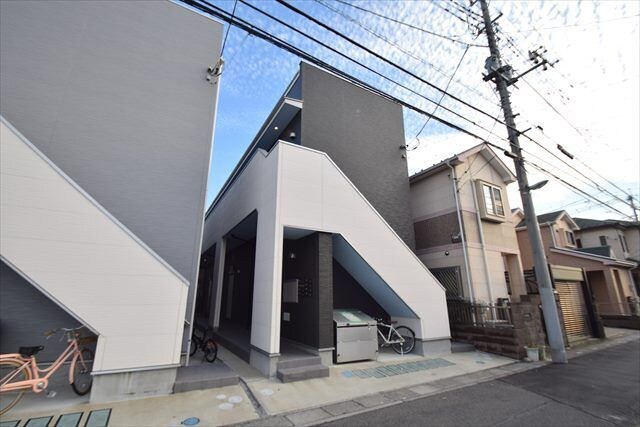 メルサンディの物件外観写真