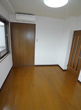 フォーシーズンの物件内観写真