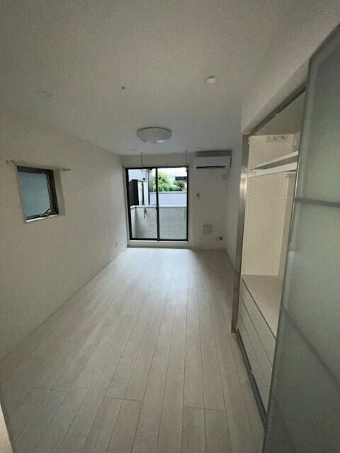 ＲＩＳ参番館の物件内観写真