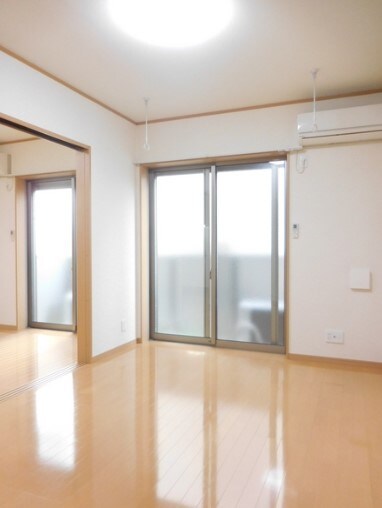 アムールセンタービレッジの物件内観写真