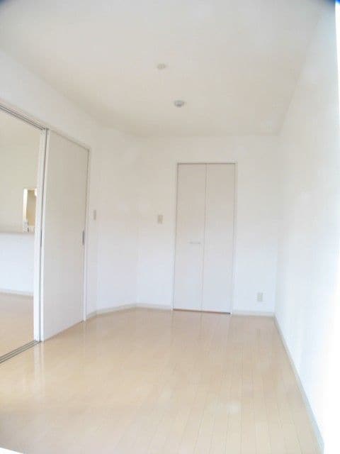 フローリッシュの物件内観写真