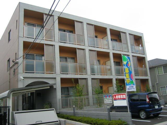 アミティー伊奈の物件外観写真