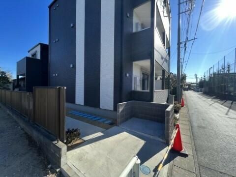 ジーメゾン岩槻モデラートの物件外観写真