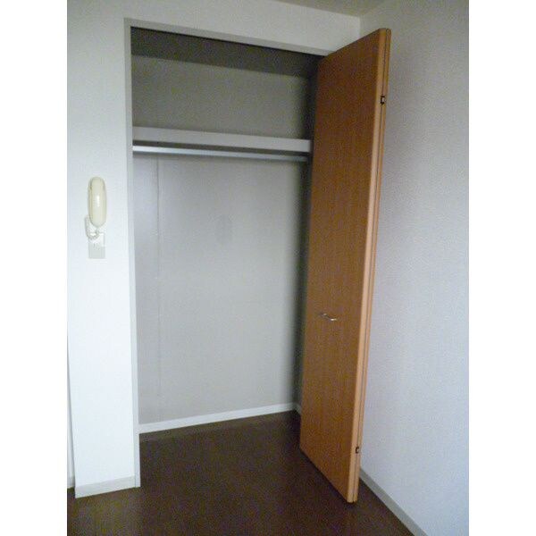 シャルマン東川口の物件内観写真