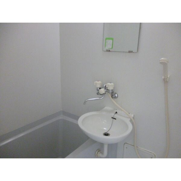 シャルマン東川口の物件内観写真