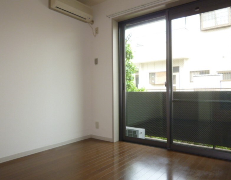 シャルマン東川口の物件内観写真