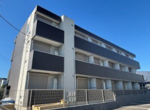 RIS伍番館の物件外観写真