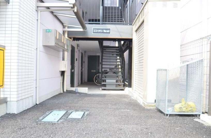エストタウンwarabiの物件外観写真