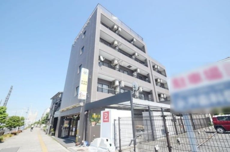 Ｕ．Ｓ．プラントビルの物件外観写真