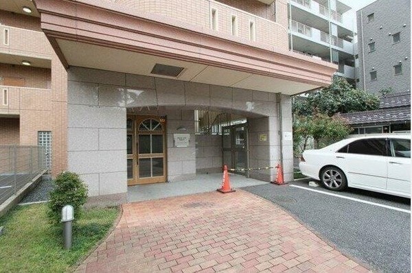 スパシエルクス大宮の物件外観写真