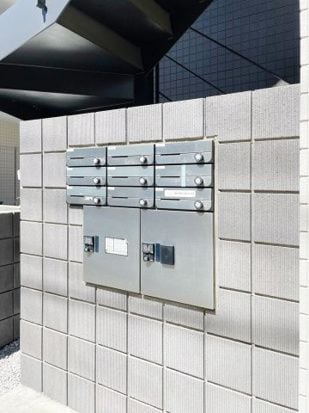 West　Crystalの物件外観写真