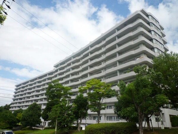 阪急池田伏尾台セラージュの物件外観写真