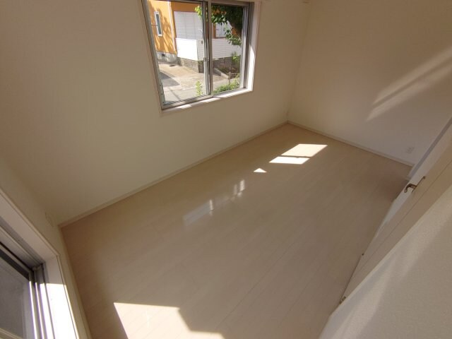 クレインビル小戸の物件内観写真